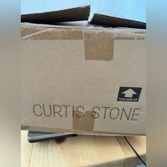 NIB Curtis Stone Hold Me Melamine Mixing Bowl with Handles and Spouts Set Of 3 - Picture 3 of 3